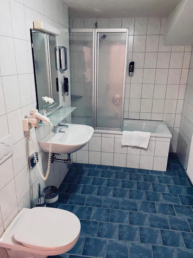 Hotel Kirchdach Gschnitz Exteriör bild